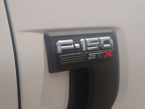 Used 2022 Ford F150 XL w/ STX Appearance Package RWD image 6