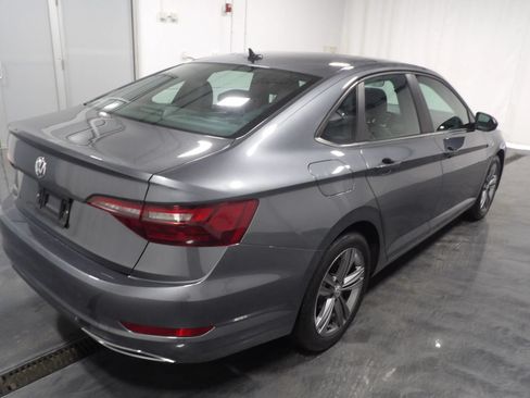 Used 2020 Volkswagen Jetta R-Line w/ R-Line Cold Weather Package FWD image 4