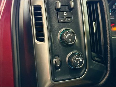 Used 2017 Chevrolet Silverado 1500 LT w/ All Star Edition AWD/4WD image 11