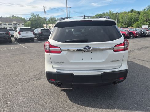 Used 2022 Subaru Ascent Premium w/ Convenience Package AWD/4WD image 5