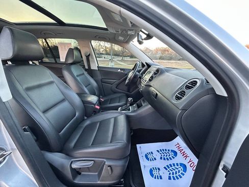 Used 2017 Volkswagen Tiguan Wolfsburg Edition image 16