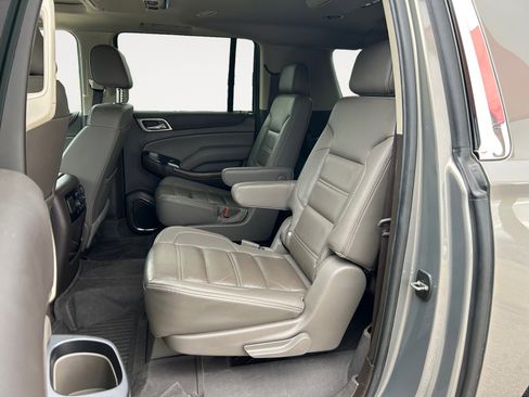 Used 2019 GMC Yukon XL Denali w/ Denali Ultimate Package image 24