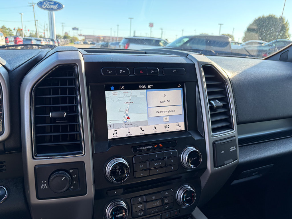 Certified 2017 Ford F150 Lariat w/ Equipment Group 502A Luxury AWD/4WD image 20