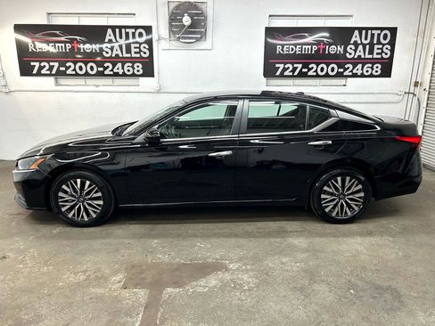 Used 2023 Nissan Altima 2.5 SV image 8