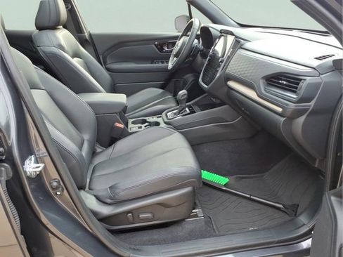 Used 2025 Subaru Forester Limited image 26