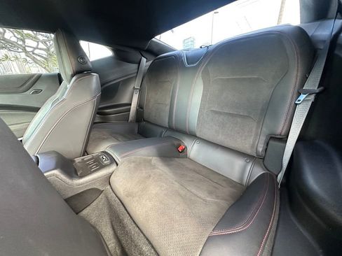 Used 2018 Chevrolet Camaro ZL1 image 17