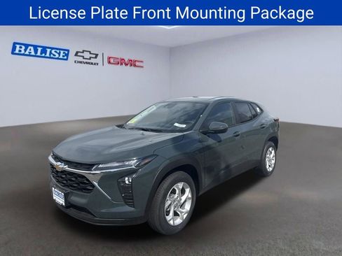 New 2026 Chevrolet Trax LS w/ LS Convenience Package FWD image 7
