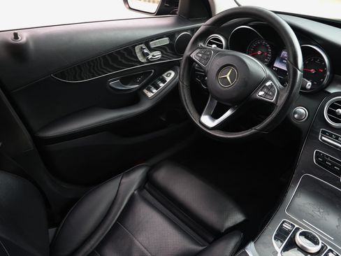 Used 2017 Mercedes-Benz C 300 Sedan w/ Premium 1 Package image 24