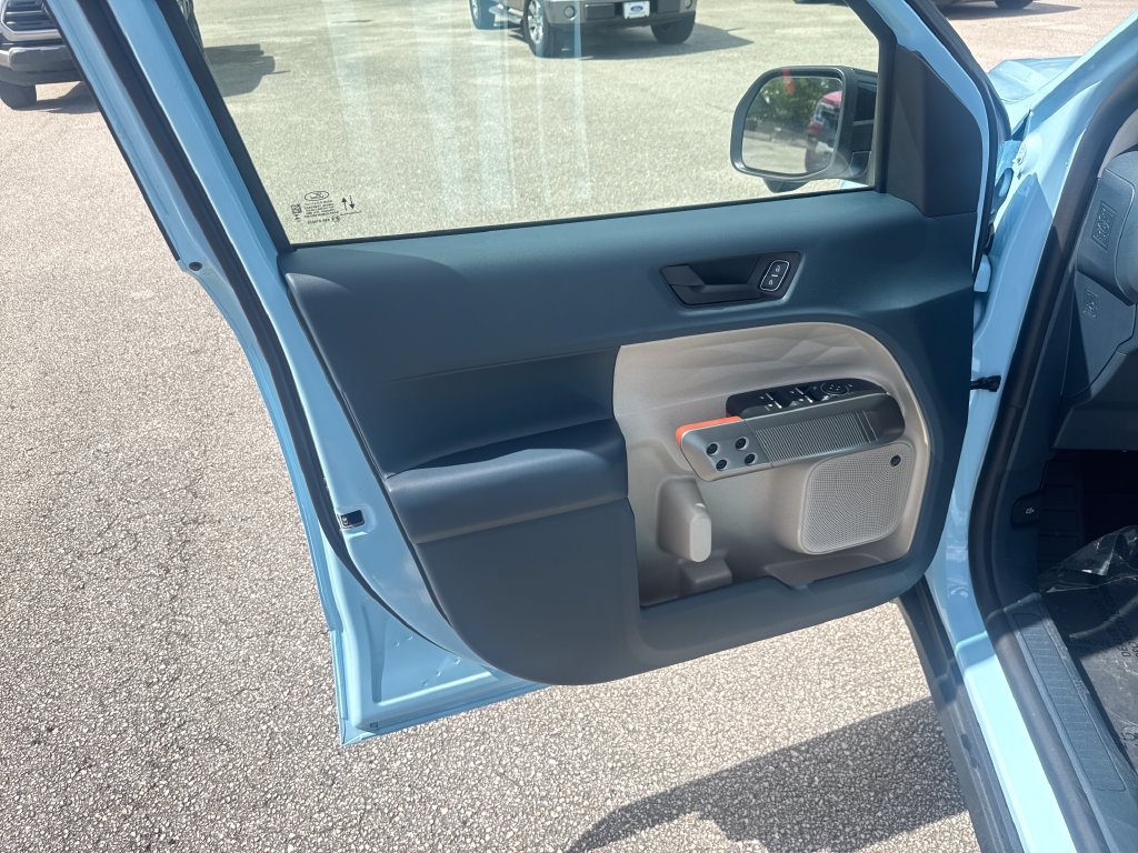 Used 2026 Ford Maverick Lariat AWD/4WD image 14