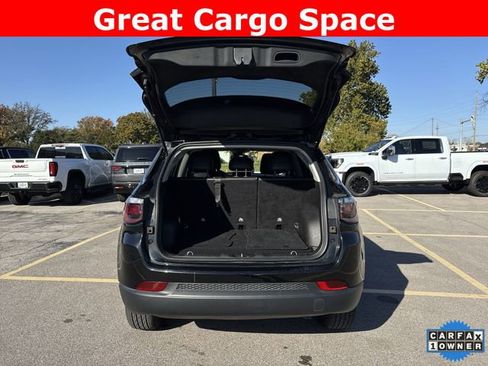 Used 2022 Jeep Compass Latitude image 24