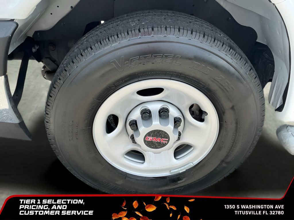 Used 2025 GMC Savana 2500 w/ Driver Convenience Package RWD image 23