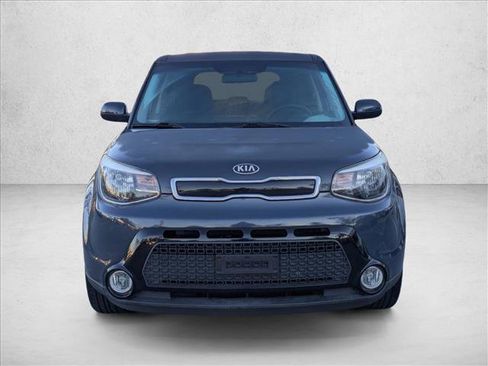 Used 2016 Kia Soul + image 2