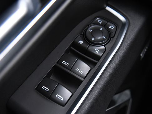 Used 2025 Chevrolet Silverado 1500 LTZ w/ Technology Package image 46