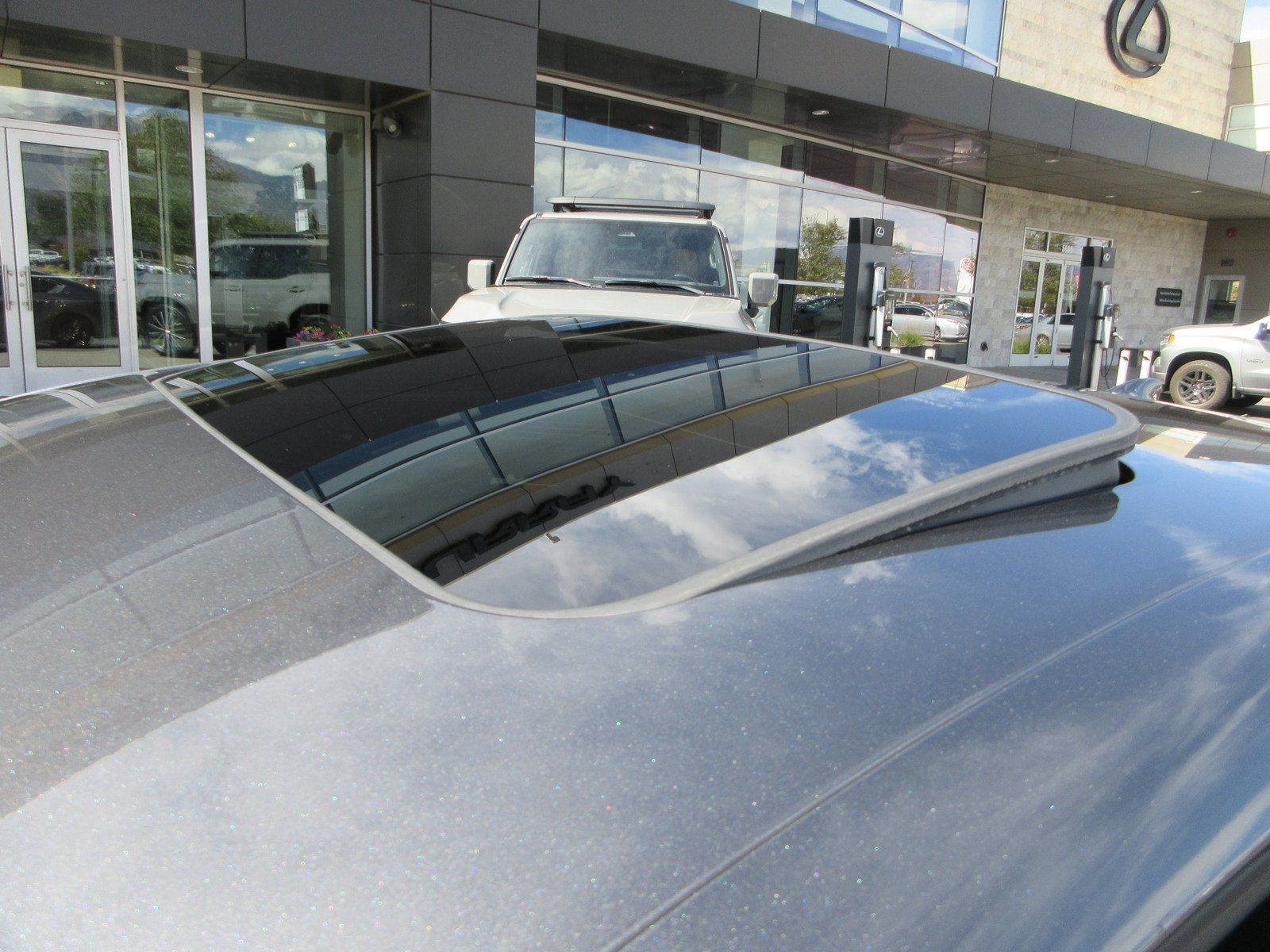 Used 2021 Lexus IS 350 F Sport w/ Dynamic Handling Package AWD/4WD image 18