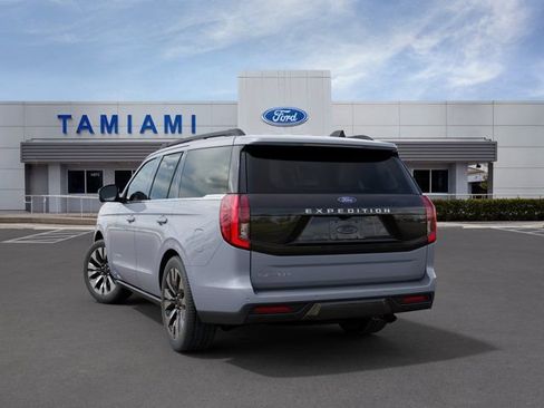 New 2027 Ford Expedition Platinum w/ Driver's Package AWD/4WD image 8