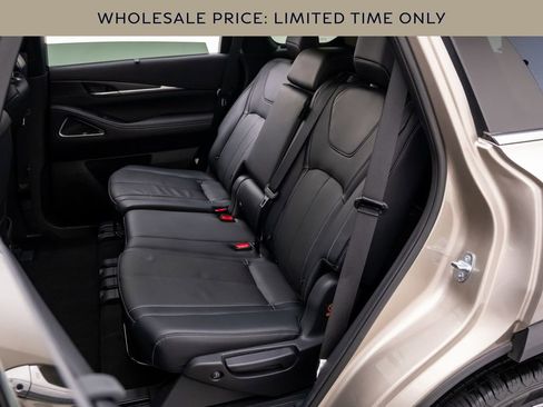 Used 2023 INFINITI QX60 Sensory w/ Vision Package AWD/4WD image 17