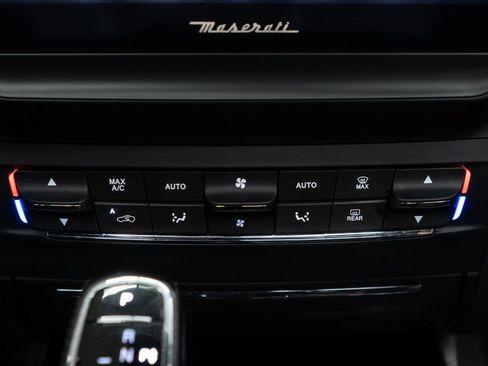 Used 2022 Maserati Ghibli Modena Q4 image 24