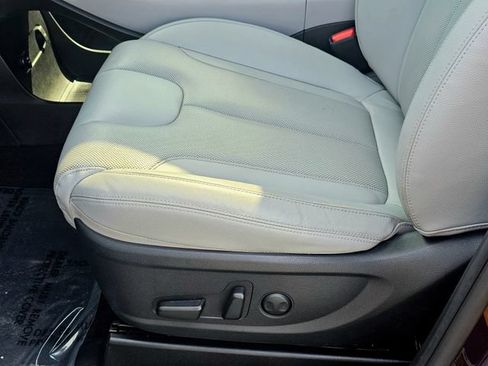 Used 2021 Hyundai Palisade SEL FWD image 16