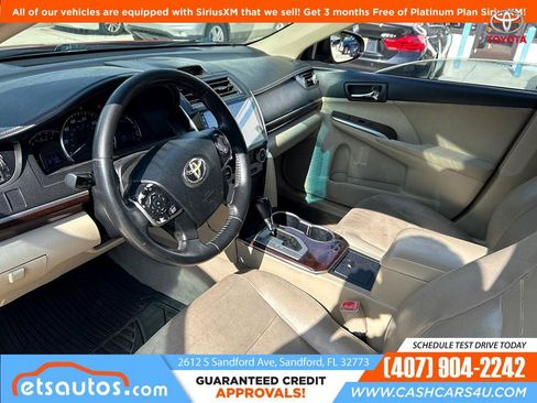 Used 2012 Toyota Camry XLE image 7