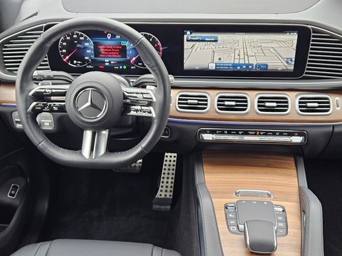 Certified 2025 Mercedes-Benz GLS 450 GLS 450 image 25
