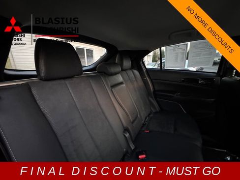 Used 2023 Mitsubishi Eclipse Cross SE image 23