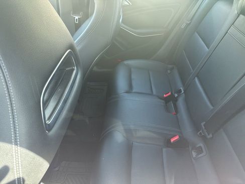Used 2018 Mercedes-Benz CLA 250 image 6