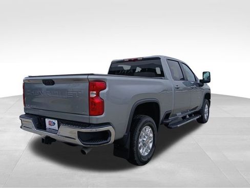 Used 2024 Chevrolet Silverado 2500 LT image 5