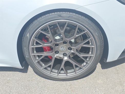 Used 2024 Porsche 911 Carrera S image 11