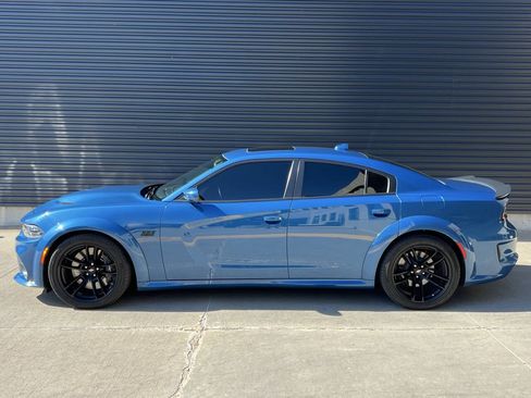 Used 2022 Dodge Charger Scat Pack RWD image 9