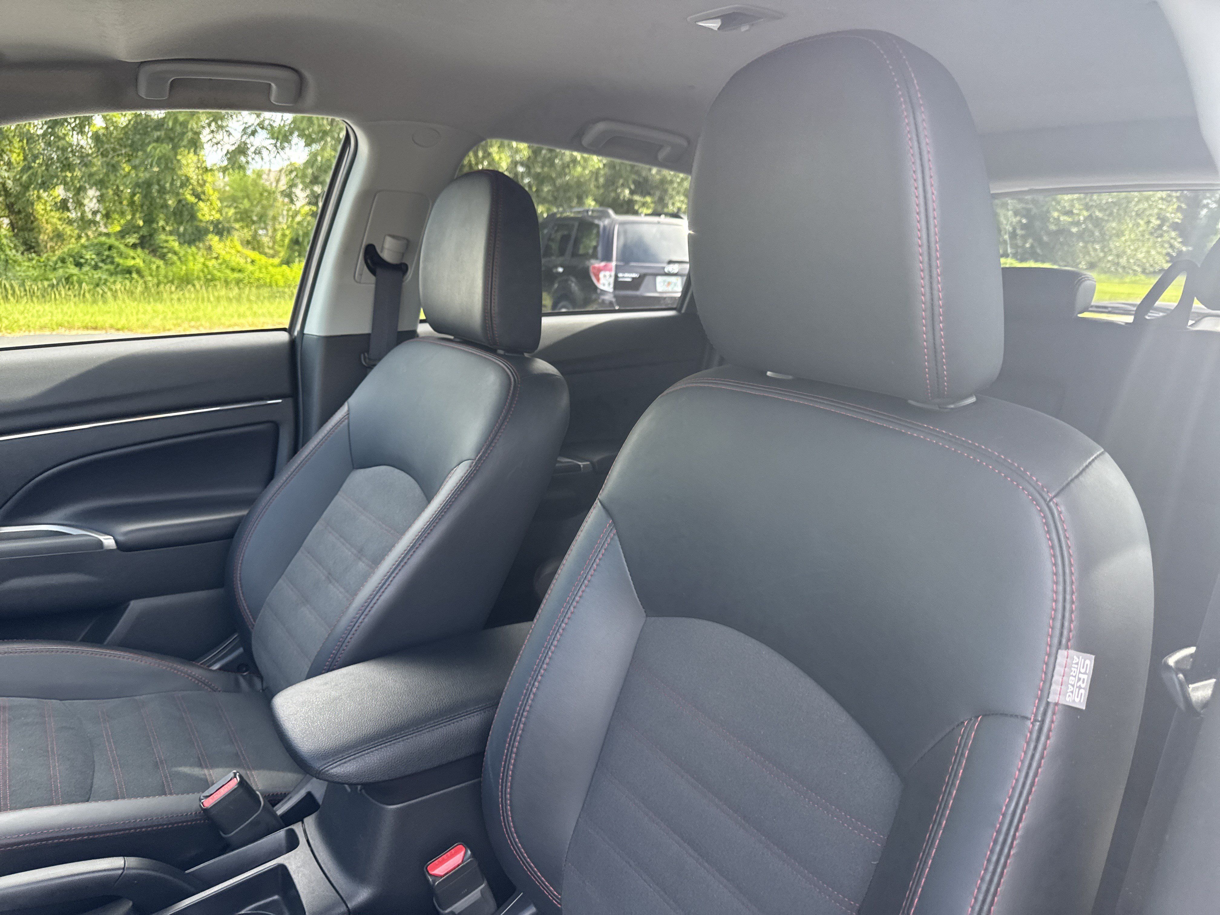 Used 2025 Mitsubishi Outlander Sport SE AWD/4WD image 14