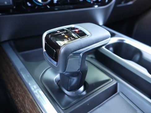 Used 2023 Chevrolet Silverado 1500 High Country w/ High Country Premium Package image 28