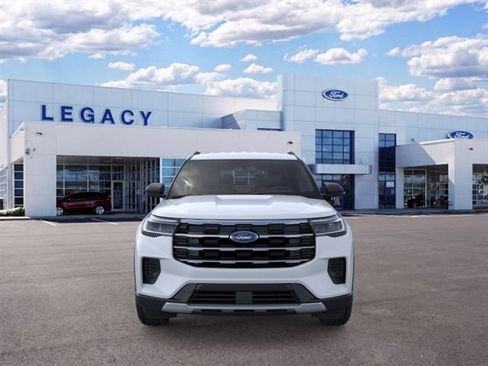 New 2026 Ford Explorer Active RWD image 6