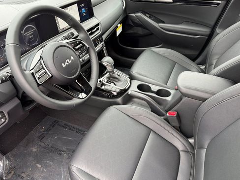 New 2026 Kia Seltos EX image 8