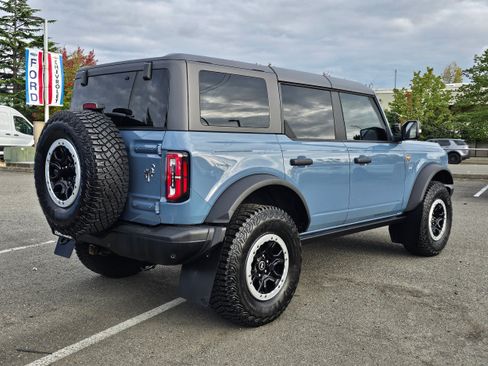 Used 2023 Ford Bronco Badlands AWD/4WD image 5