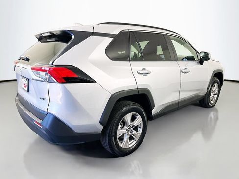 Certified 2025 Toyota RAV4 XLE FWD image 5