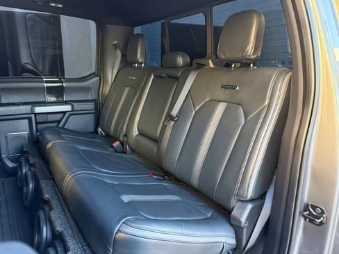 Used 2022 Ford F450 Platinum w/ FX4 Off-Road Package image 50