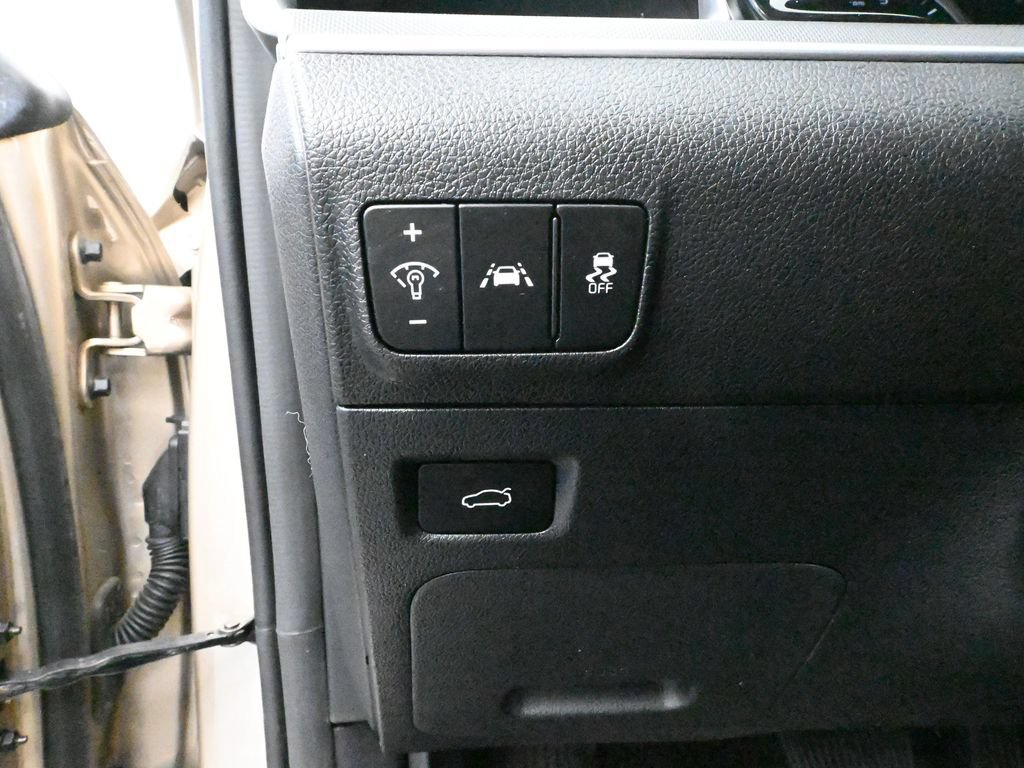 Used 2021 Kia K5 LXS AWD/4WD image 24