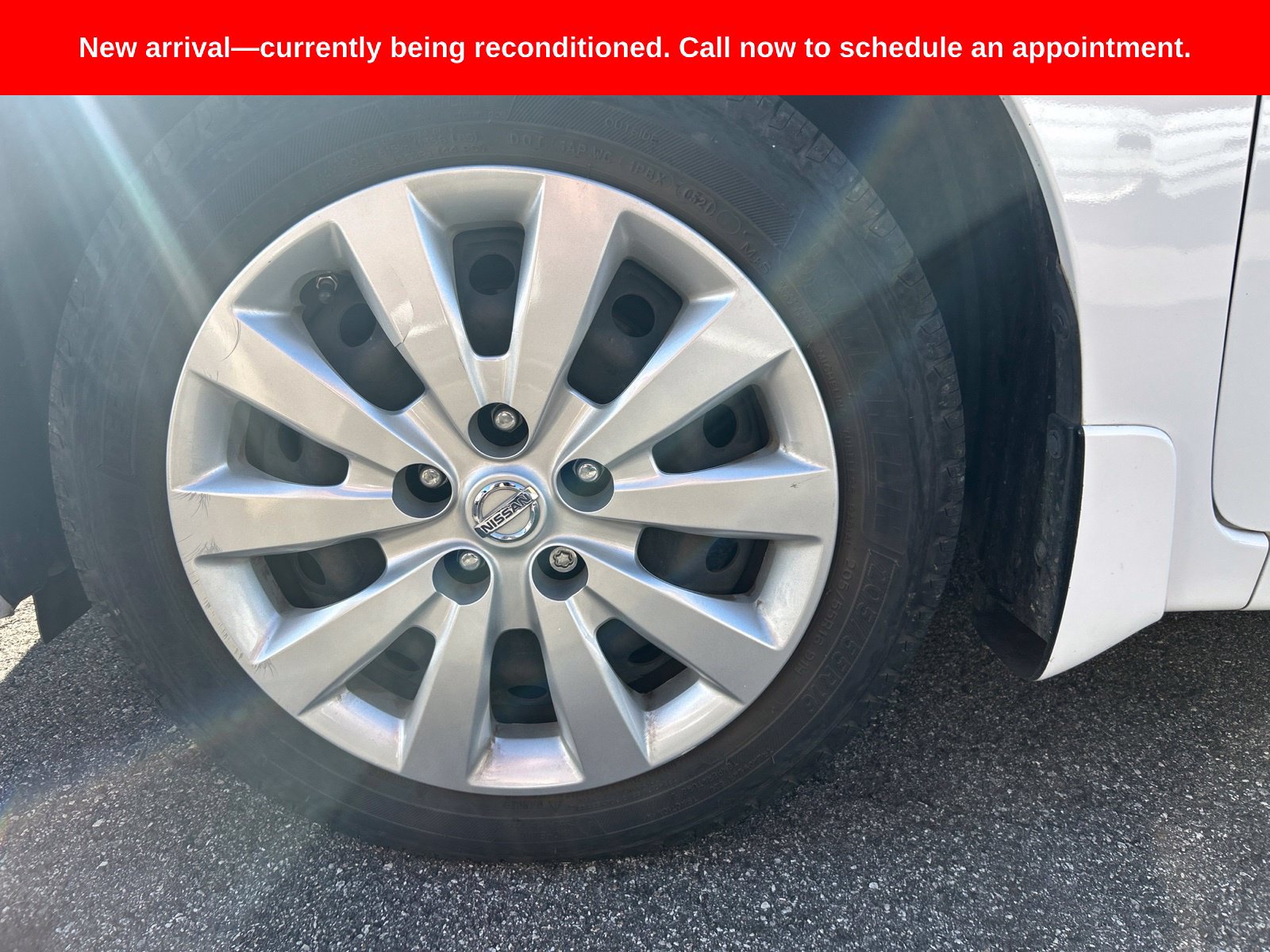 Used 2015 Nissan Sentra SV FWD image 4