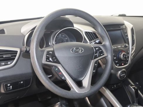 Used 2016 Hyundai Veloster w/ Option Group 02 image 6