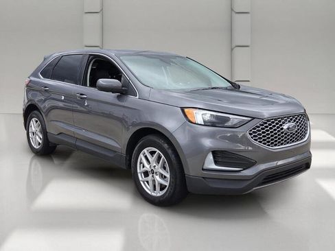 Used 2024 Ford Edge SEL AWD/4WD image 7