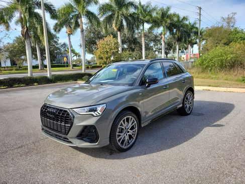 Certified 2025 Audi Q3 2.0T Premium Plus w/ Premium Plus Package image 5