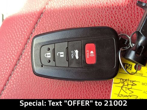 Used 2022 Toyota Camry XSE w/ Navigation Package FWD image 32