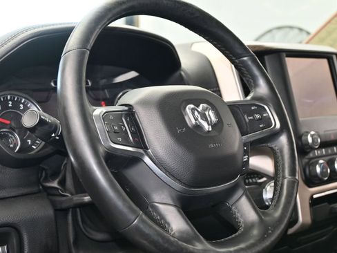 Used 2019 RAM 1500 Laramie image 13