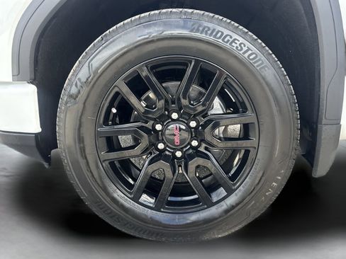 Used 2025 GMC Sierra 1500 Elevation w/ Preferred Package image 36