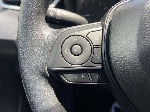 Used 2025 Toyota Corolla LE FWD image 32