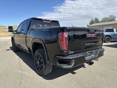 Used 2024 GMC Sierra 3500 AT4 w/ AT4 Premium Plus Package image 15
