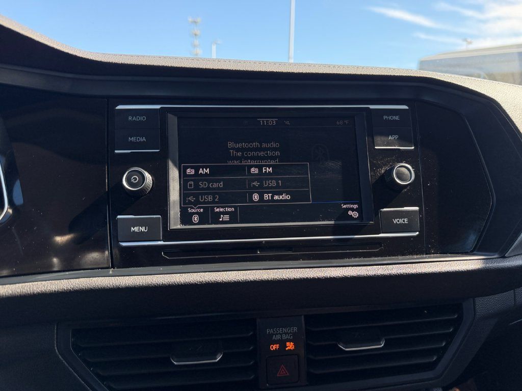 Used 2024 Volkswagen Jetta SE FWD image 19