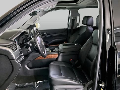 Used 2018 Chevrolet Tahoe Premier AWD/4WD image 9