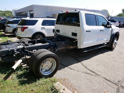 Used 2023 Ford F550 4x4 Crew Cab Super Duty w/ XLT Value Package image 6