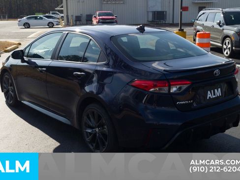 Used 2023 Toyota Corolla SE image 10